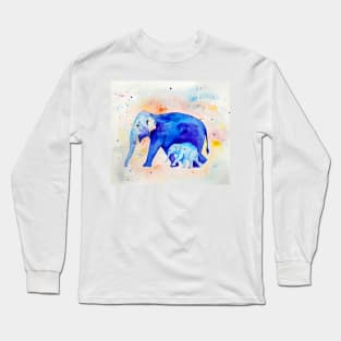 Elephants mom and baby Long Sleeve T-Shirt